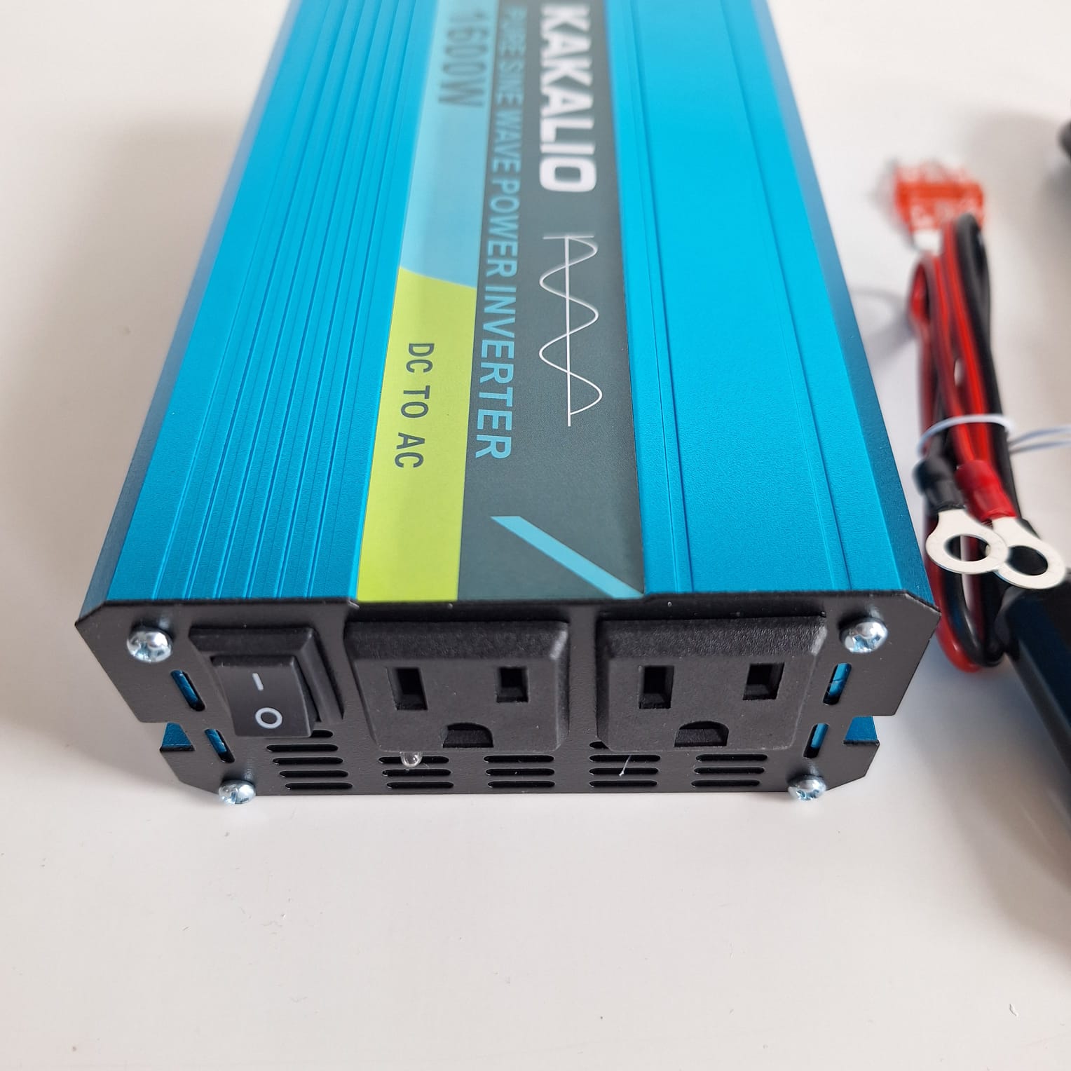 Convertidor de Corriente 12V/110V - Unidad ( 1600W )