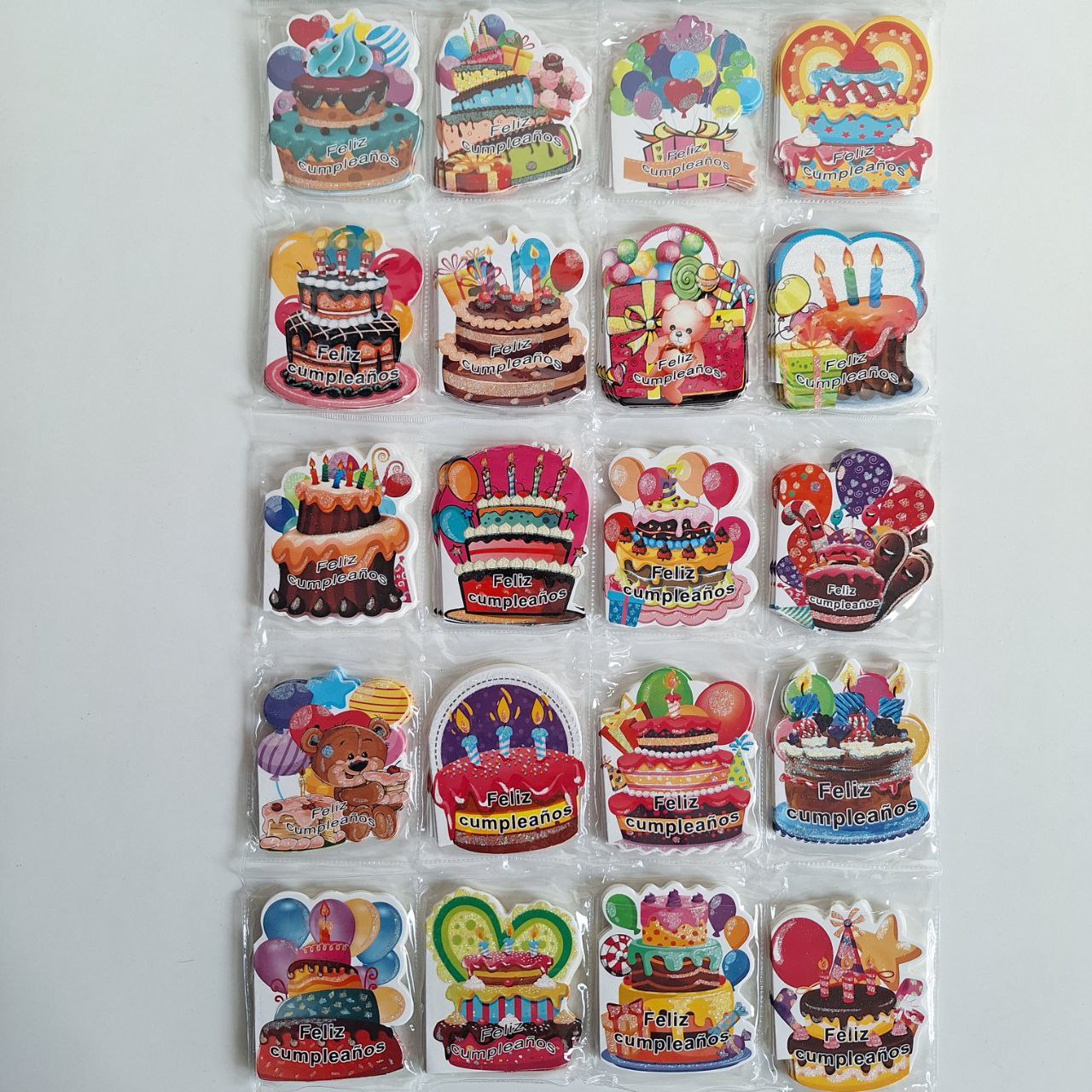 Tarjeta de Felicitación  - Paq con 140 piezas 