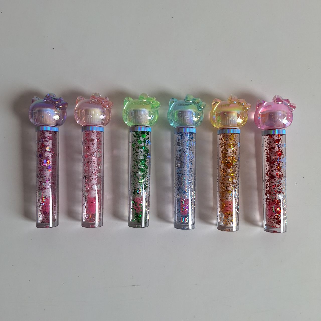 Brillo de Labios  - Hello Kitty, con glitter ( caja con 24 )